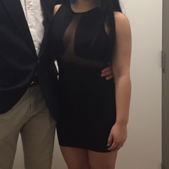 Tight black dress - Picture 2 of 3